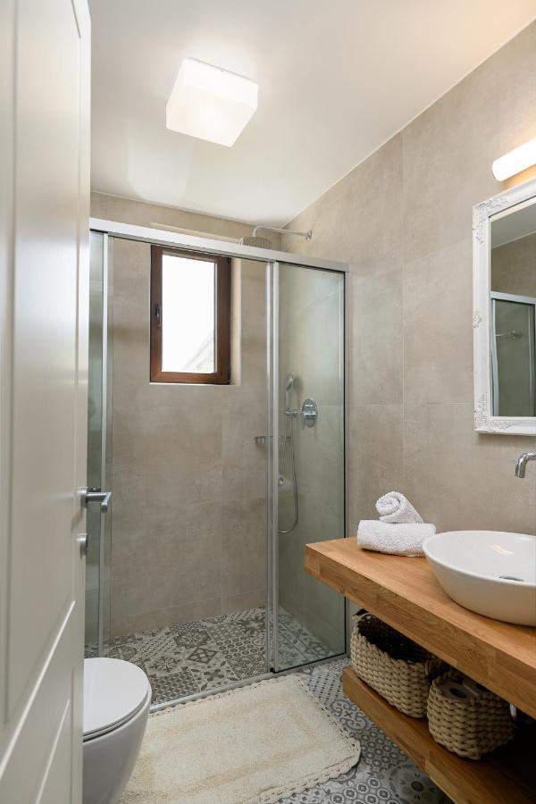 Diamond Dream III Apartment Каламаки Екстериор снимка